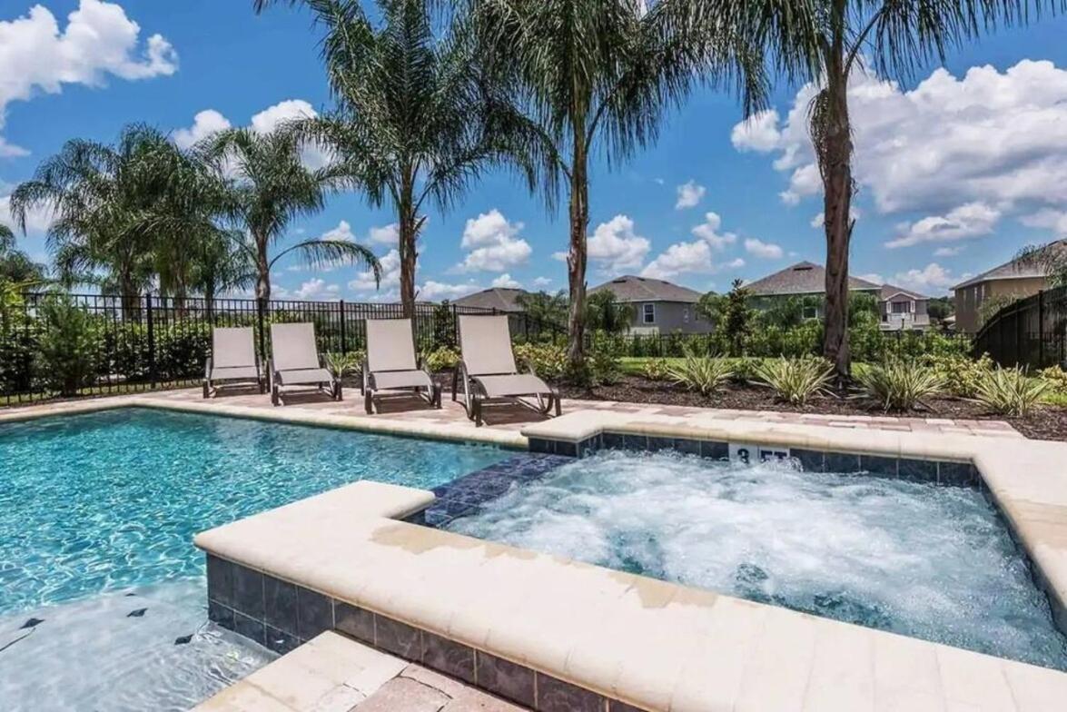 Gorgeous Home W Game Room Heated Pool Spa Orlando Exterior photo